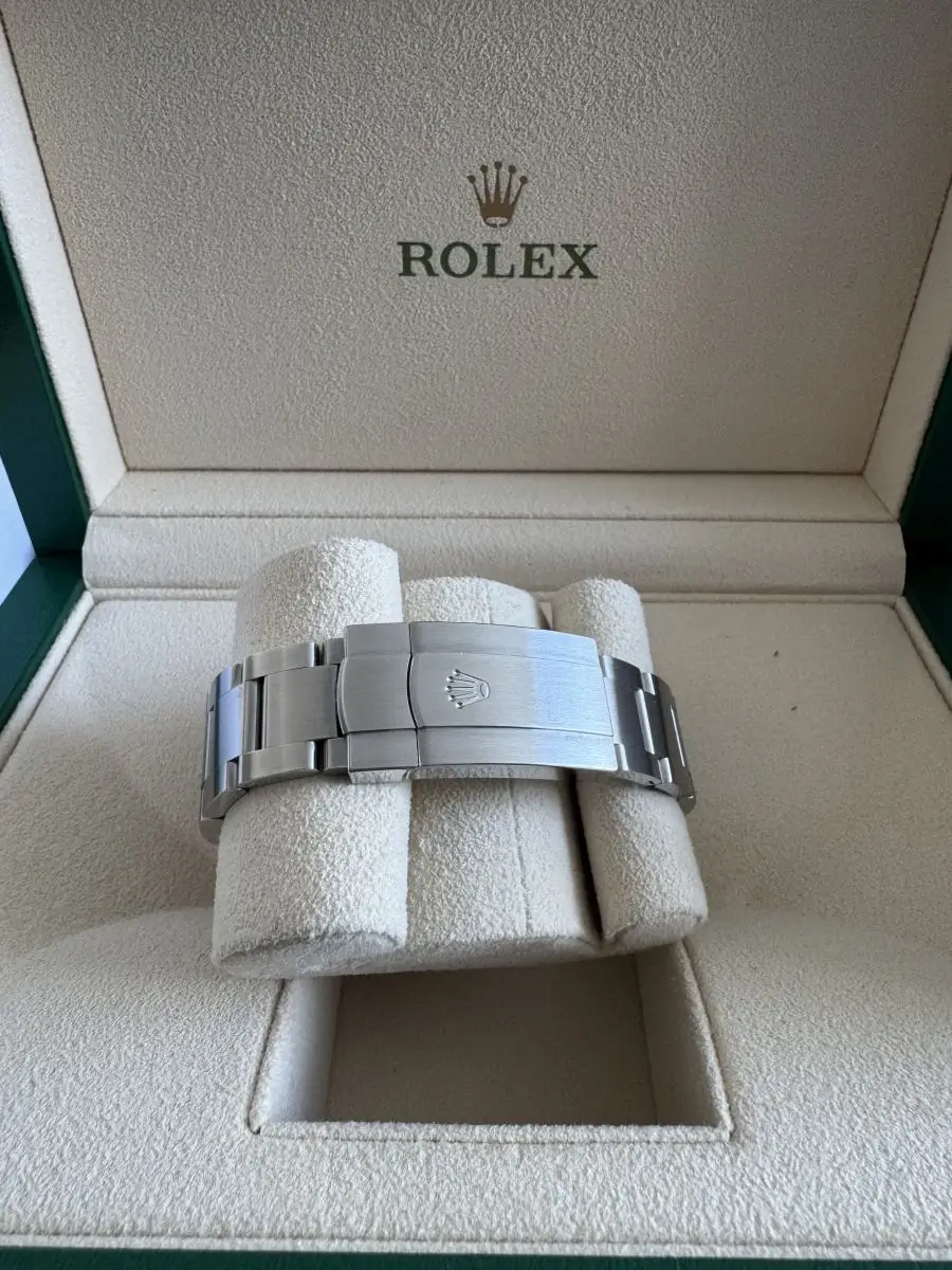 2023 Rolex 126000 OP36 Candy Pink Dial - Image 4