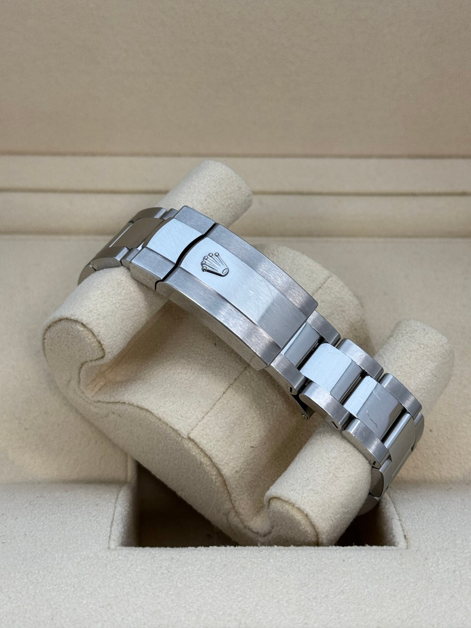 Rolex Datejust 41mm Stainless Steel – White Gold 2021 - Image 4