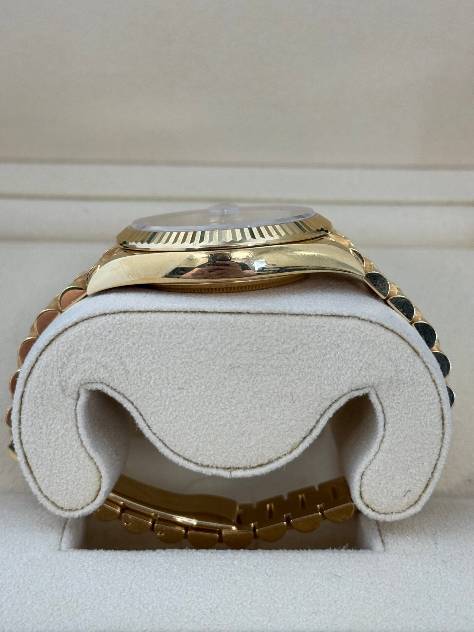 Rolex Day-Date 40mm Yellow Gold 2021 - Image 3