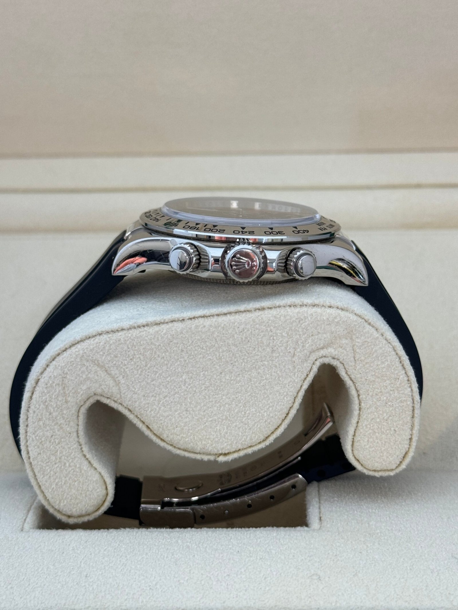 Rolex Daytona 40mm White Gold 2011 - Image 2