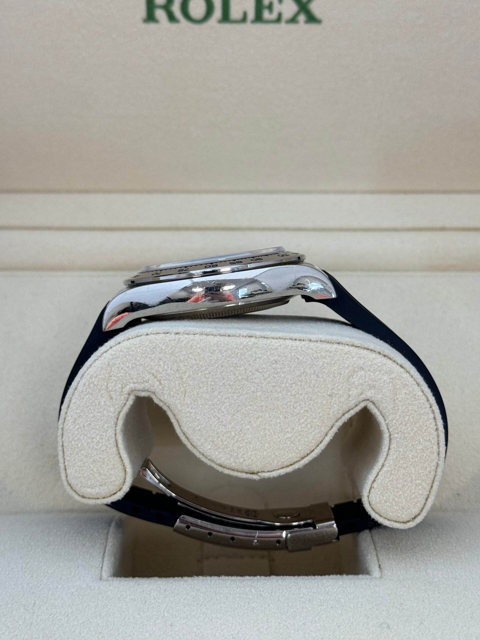 Rolex Daytona 40mm White Gold 2011 - Image 3