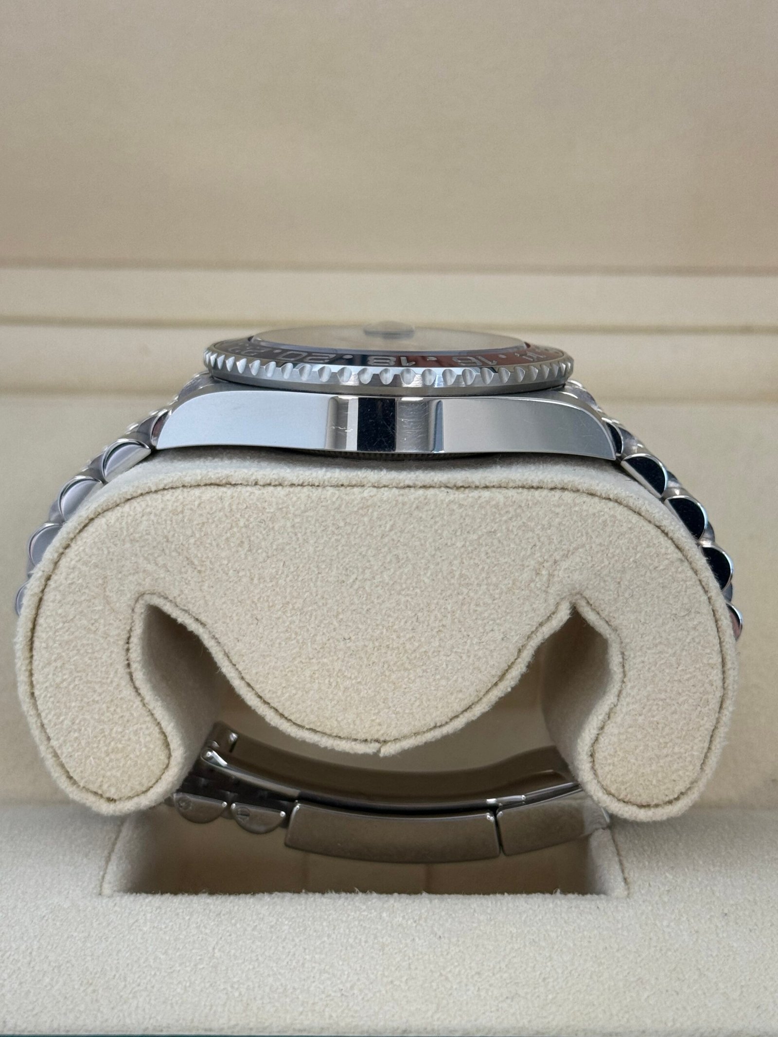 Rolex GMT-Master II 40mm Stainless Steel 2021 - Image 3