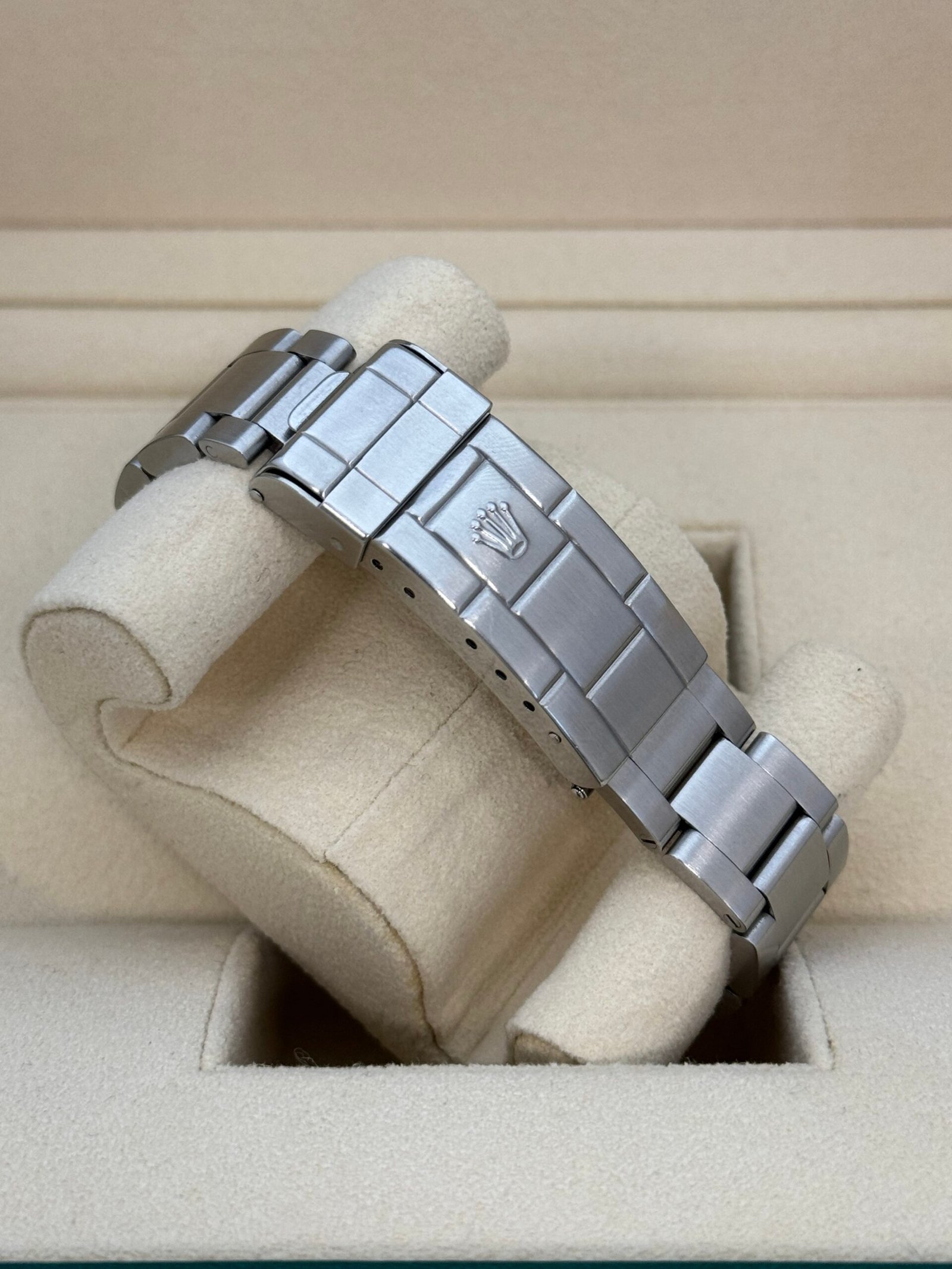 Rolex Submariner 40mm Stainless Steel 2002 - Image 4