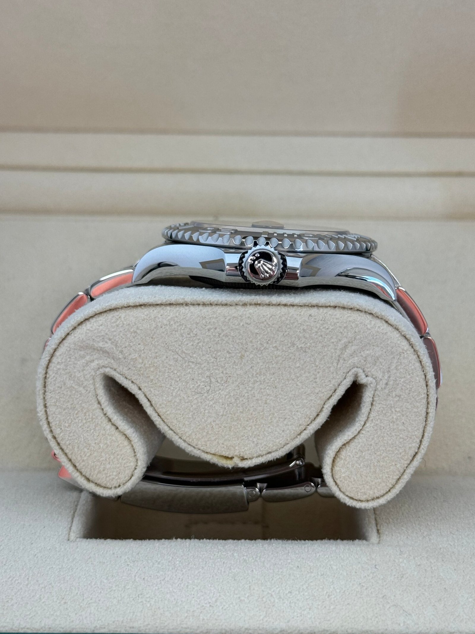 Rolex Yachtmaster 40mm stainless teel / Platinum 2023 - Image 3