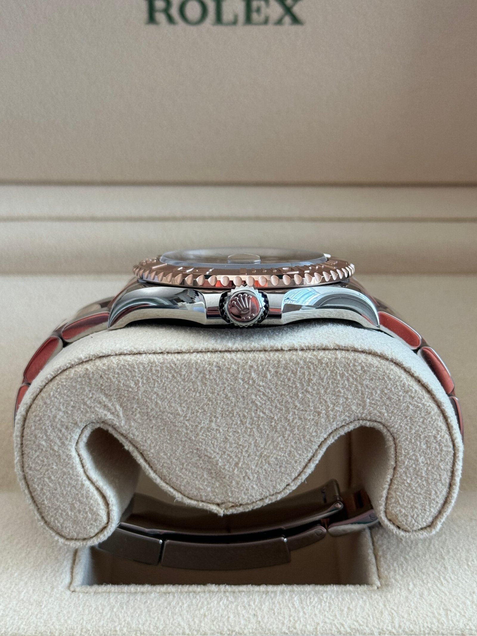 Rolex Yachtmaster 40mm Stainless Steel / Rose Gold 2023 - Image 2