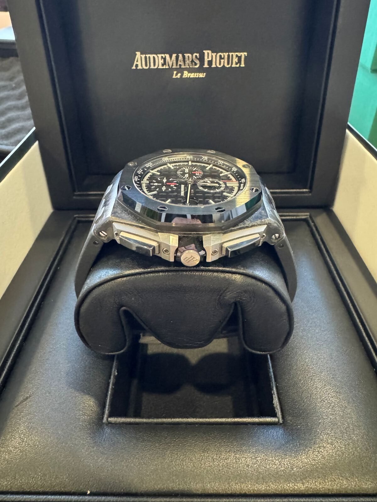 Audemars Piguet Royal Oak Offshore Carbon - Image 2