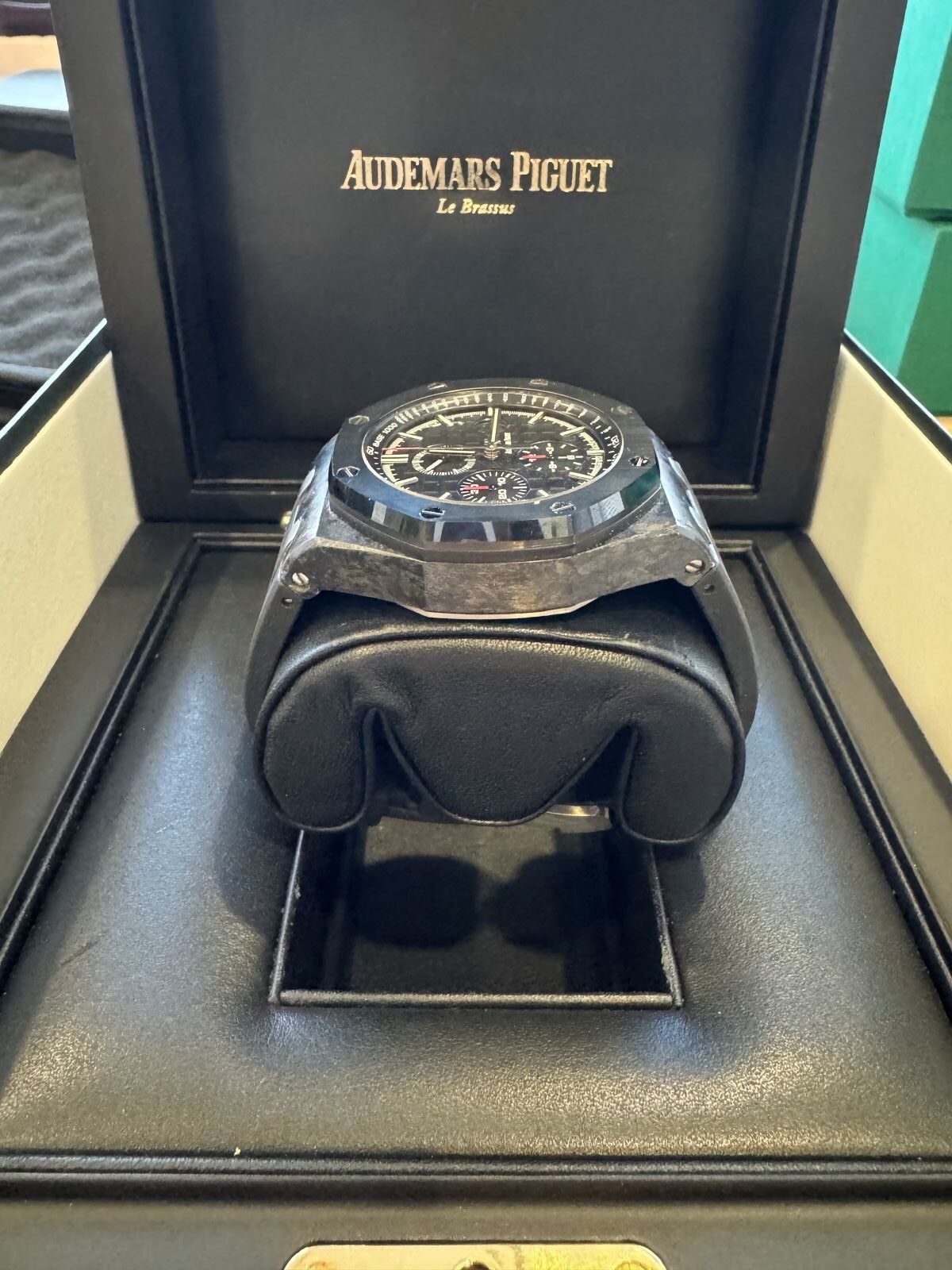 Audemars Piguet Royal Oak Offshore Carbon - Image 3