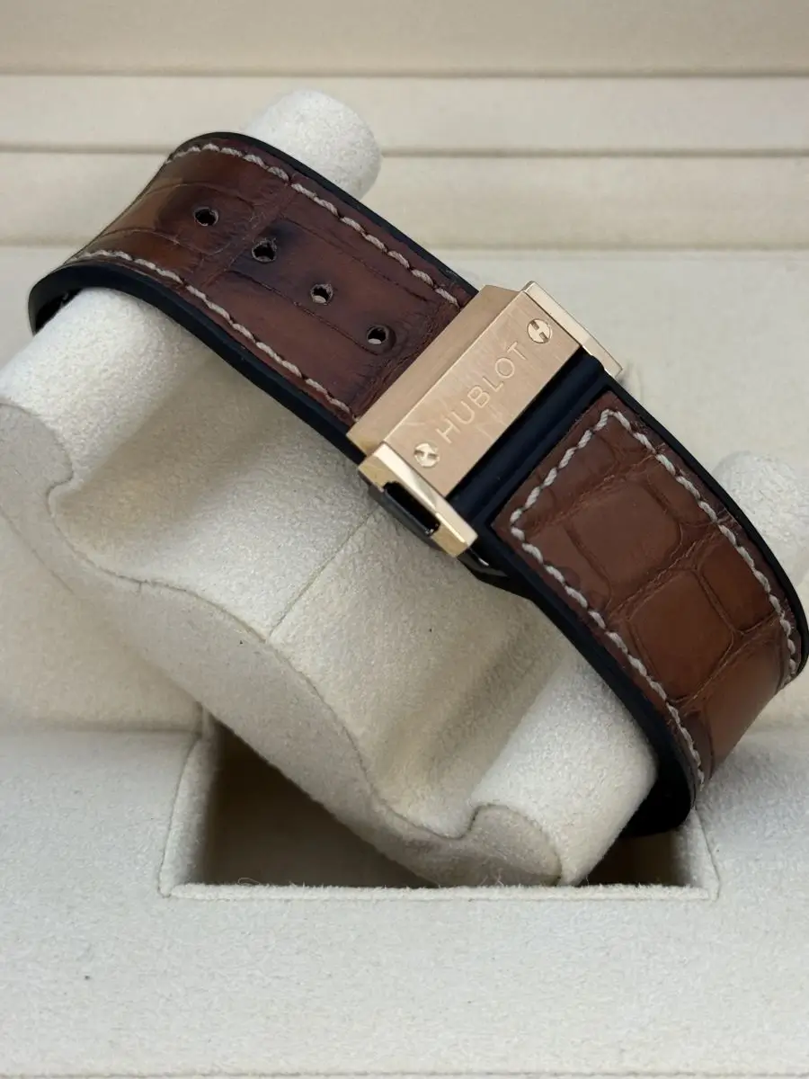 Hublot Classic Fusion Ultra Thin - Image 4