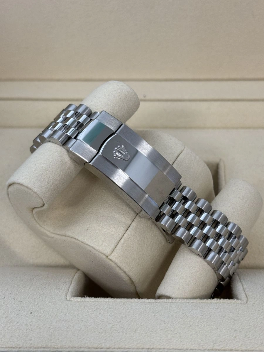 Rolex Datejust 41 - Image 4