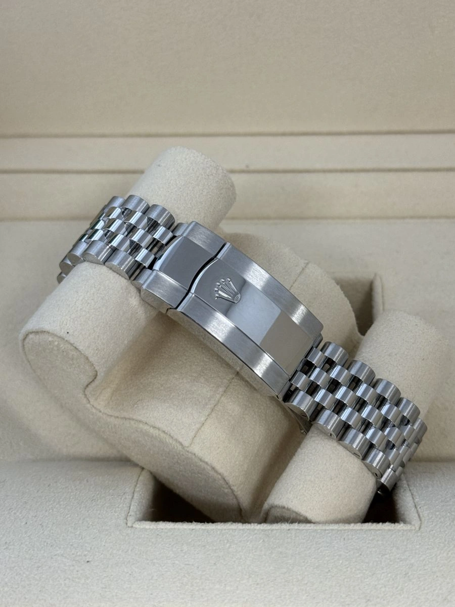 Rolex Datejust 41mm - Image 4