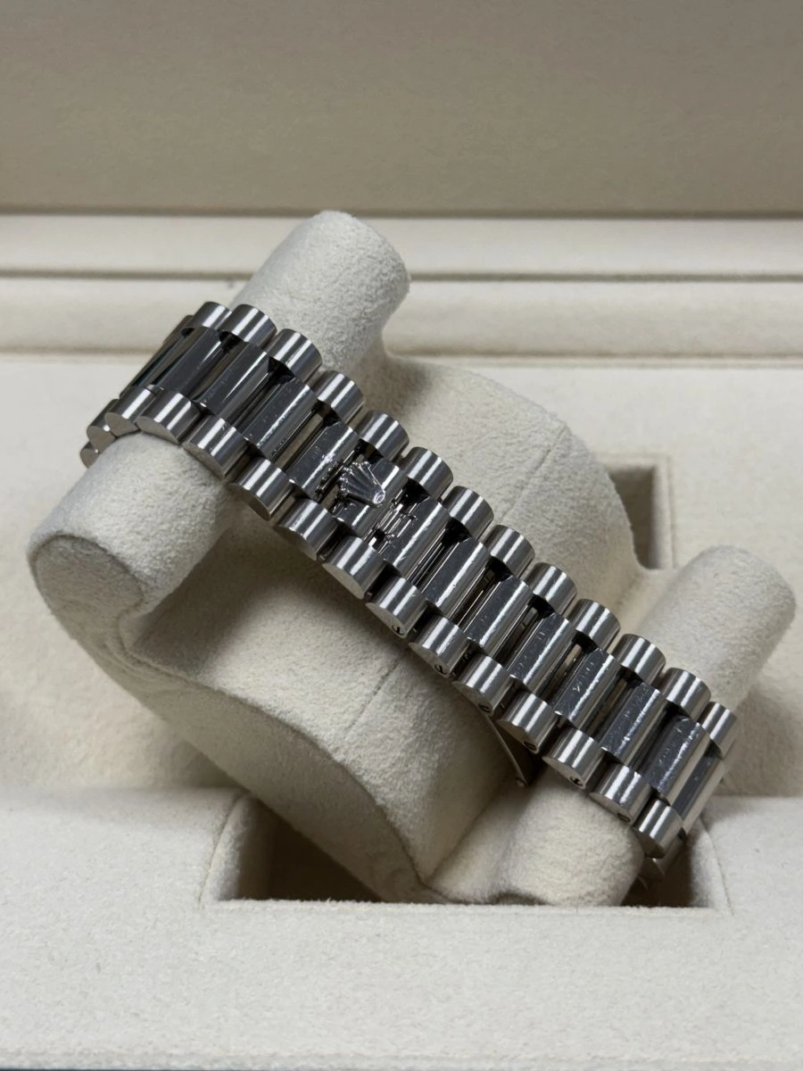 Rolex Day Date 40 - Image 4