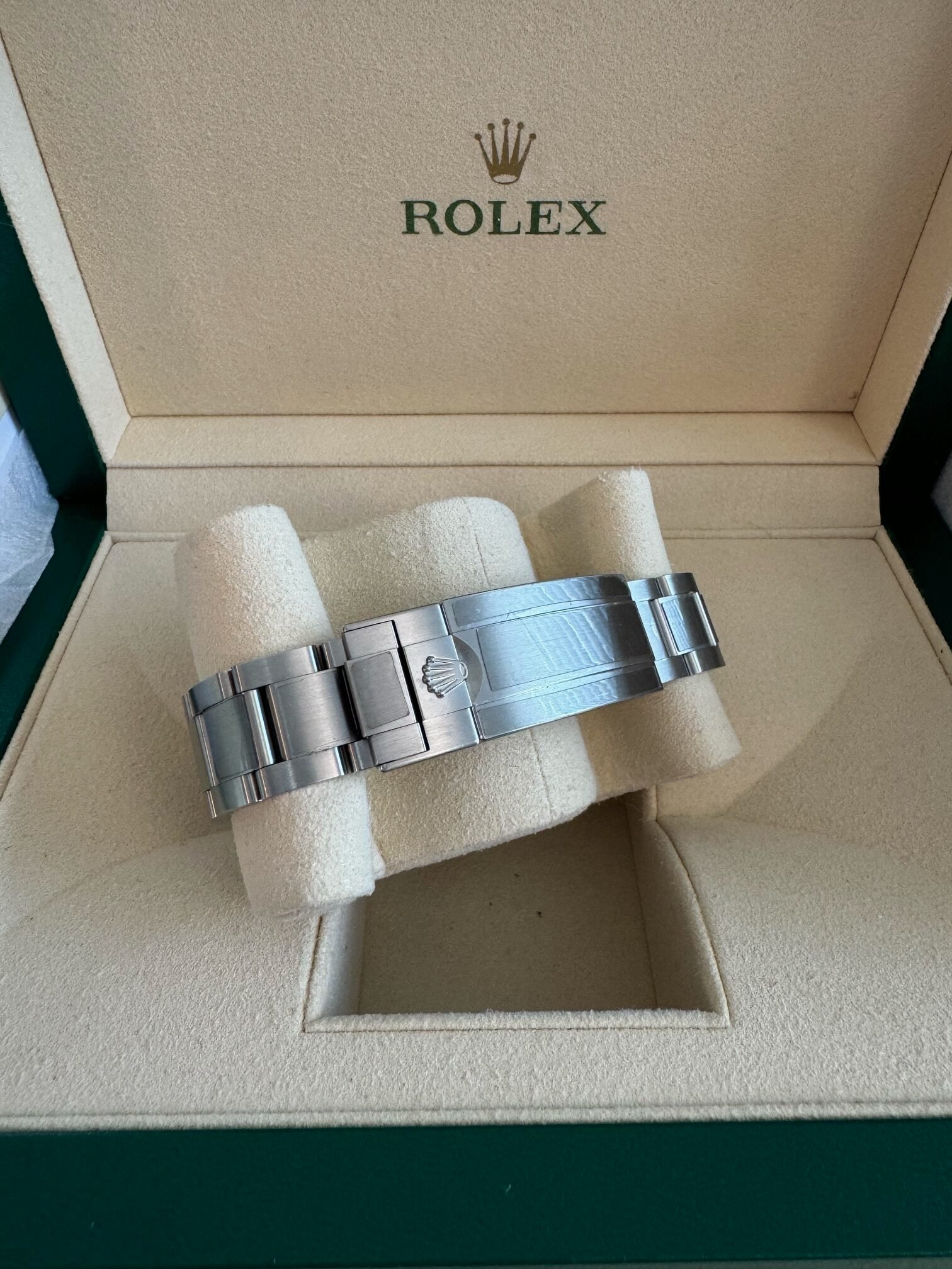 Rolex Submariner Hulk 40mm Stainless Steel 2019 - Image 2