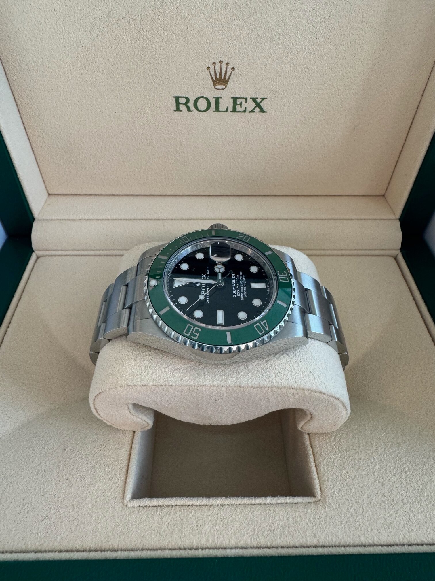 Rolex Submariner Green 41 mm Stainless Steel 2023 - Image 4