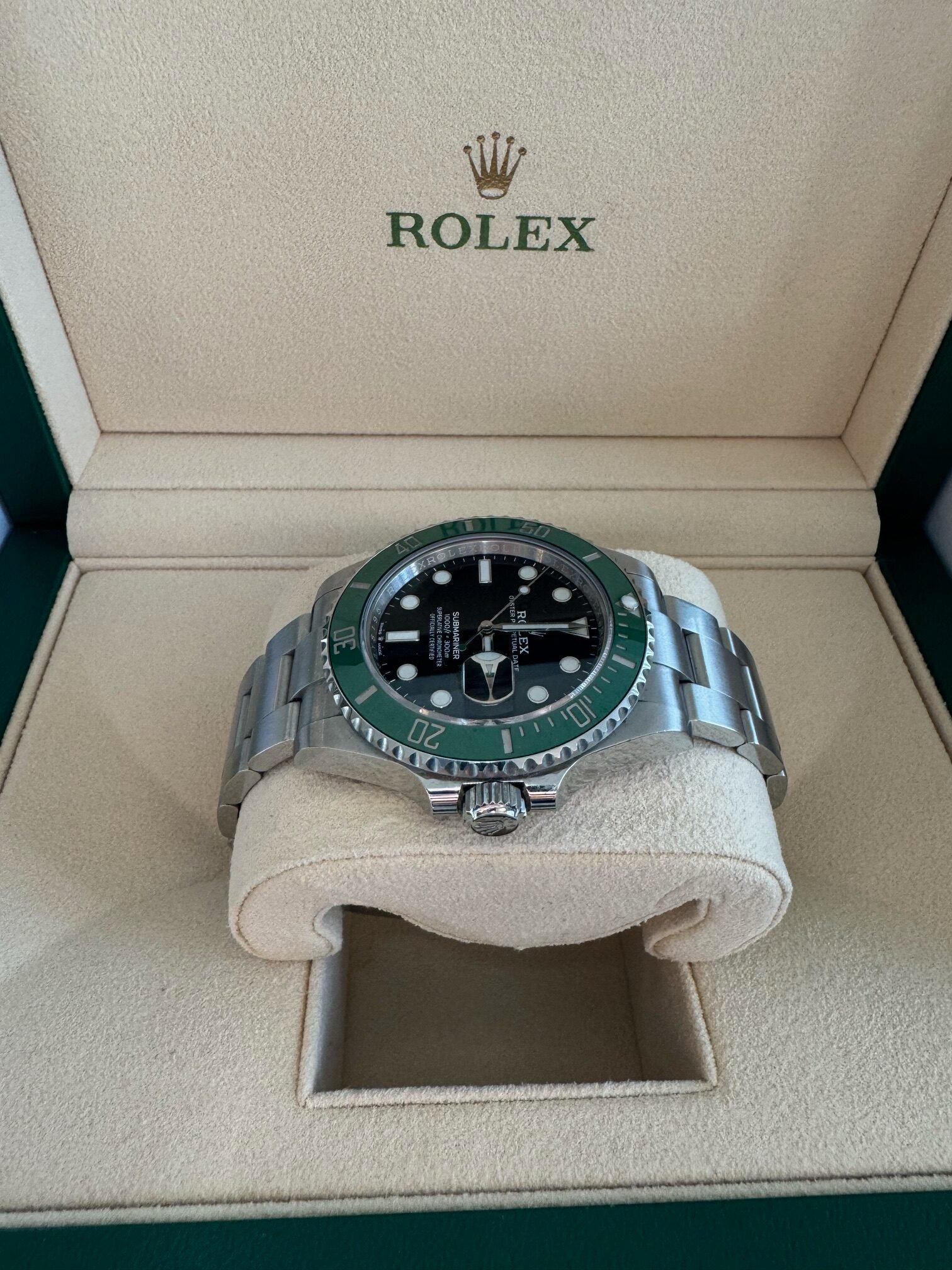 Rolex Submariner Green 41 mm Stainless Steel 2023 - Image 5